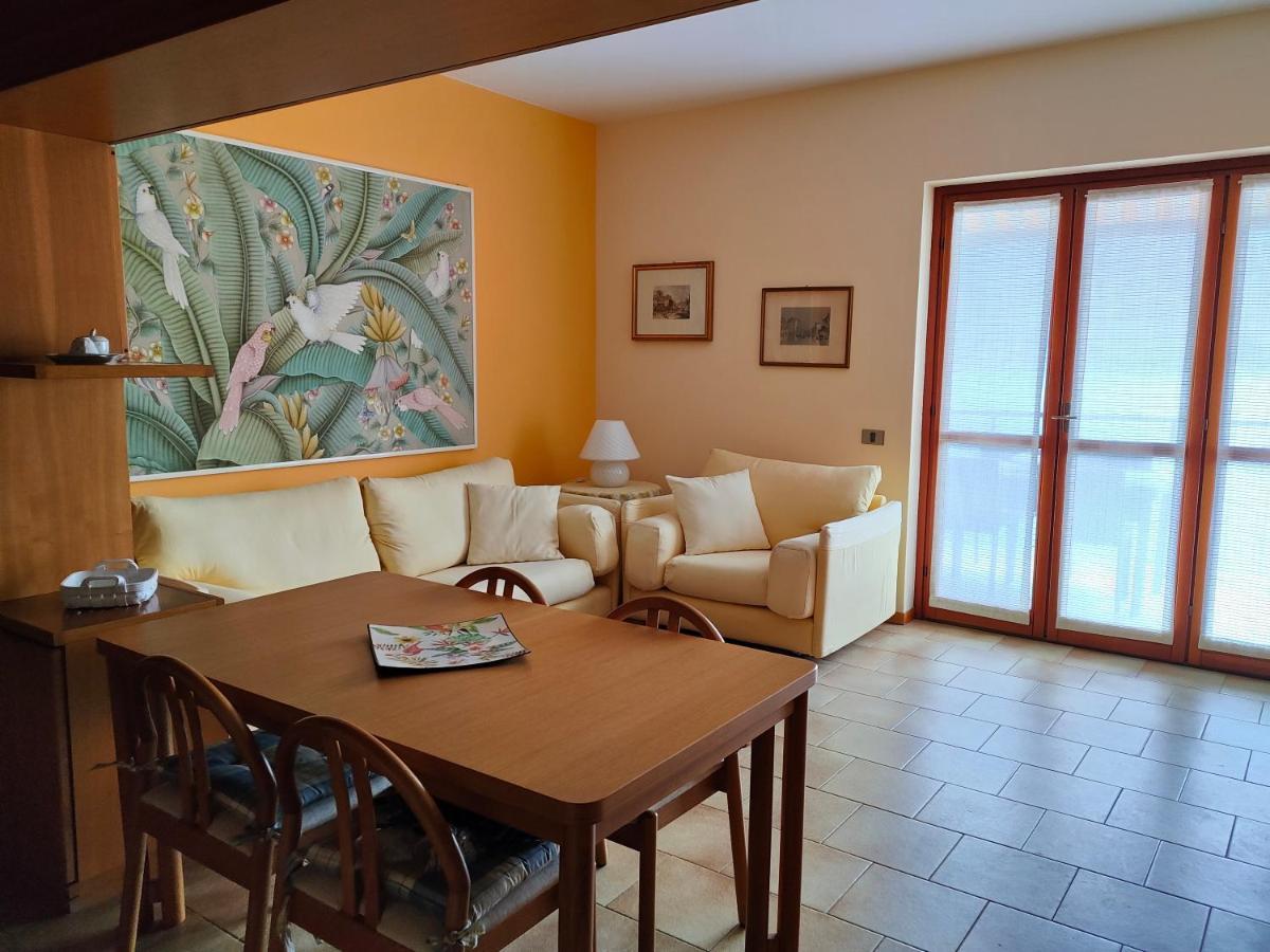 Iseolakerental- Casa Trentapassi Riva di Solto Exterior photo