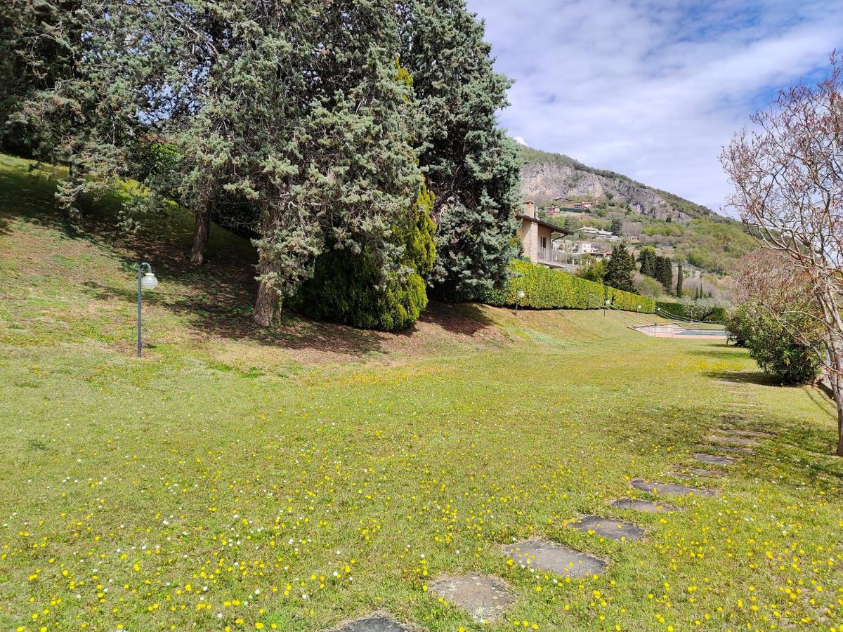 Iseolakerental- Casa Trentapassi Riva di Solto Exterior photo